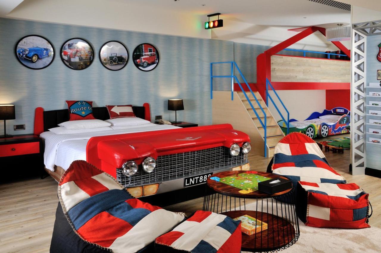 โรงแรมอี ดา รอยัล ต้าชู่ ภายนอก รูปภาพ The London themed room at the hotel
