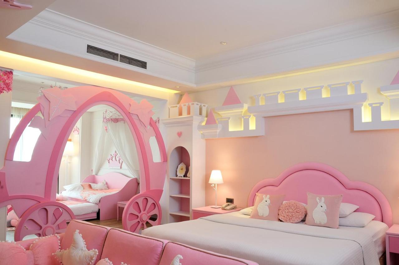 โรงแรมอี ดา รอยัล ต้าชู่ ภายนอก รูปภาพ Hello Kitty themed hotel room