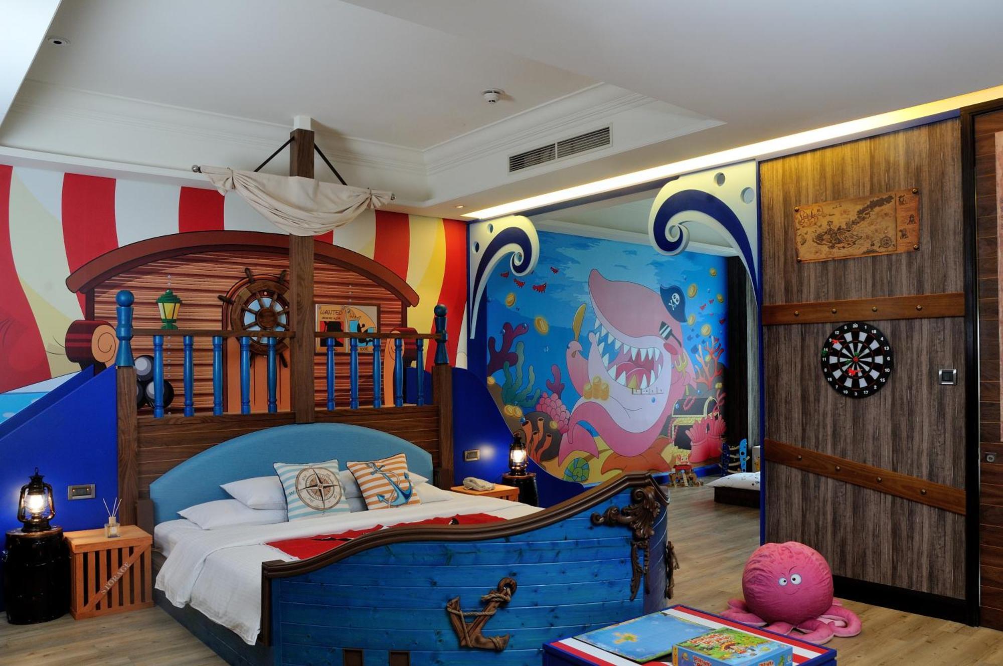 โรงแรมอี ดา รอยัล ต้าชู่ ภายนอก รูปภาพ A themed room at the hotel