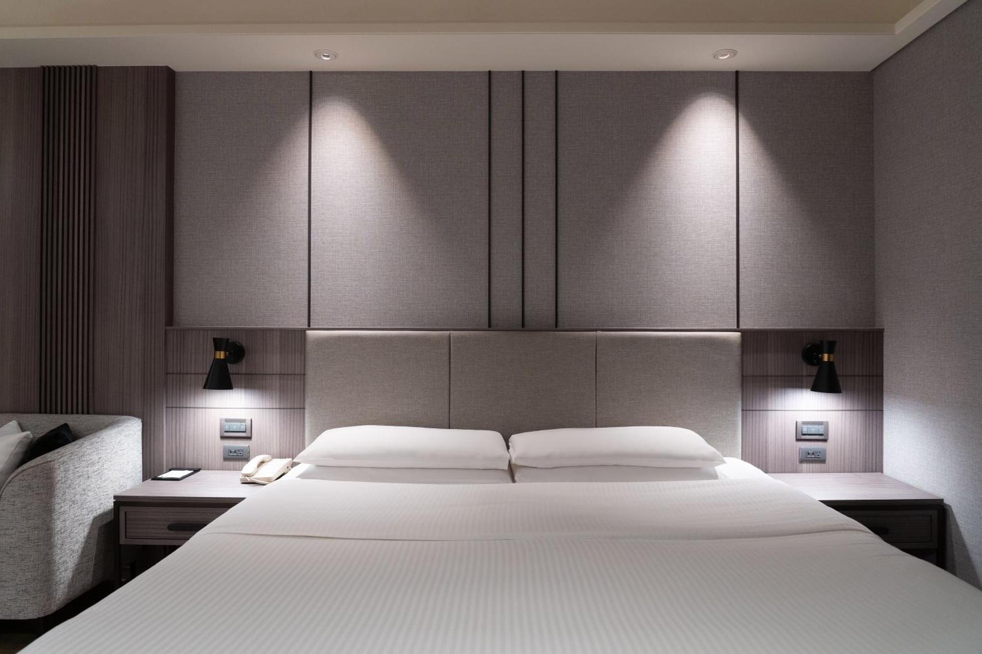 โรงแรมอี ดา รอยัล ต้าชู่ ภายนอก รูปภาพ A bedroom at the hotel